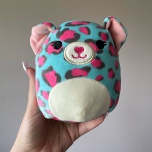 CHELSEA SQUISHMALLOW